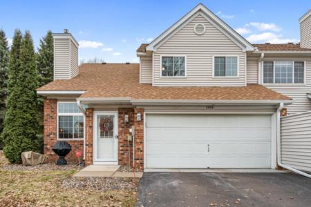1203 Bay Cove