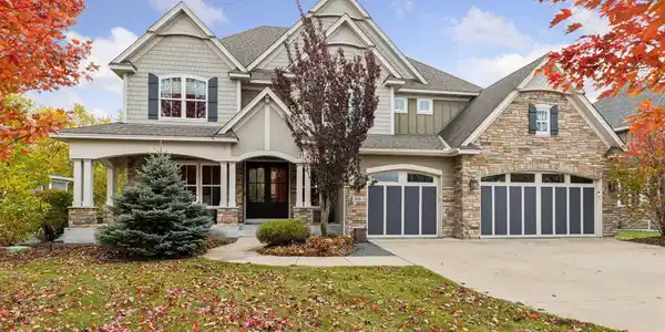 66 Monarch Way