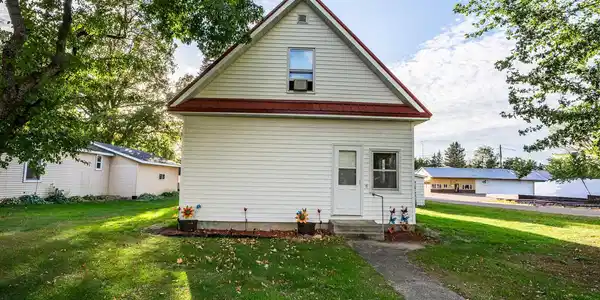 502 Degraff Avenue