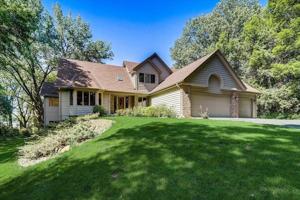 4107 174th E