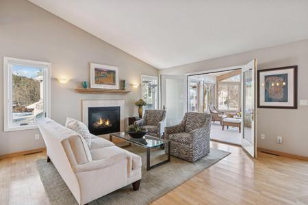 1800 Commerce Boulevard