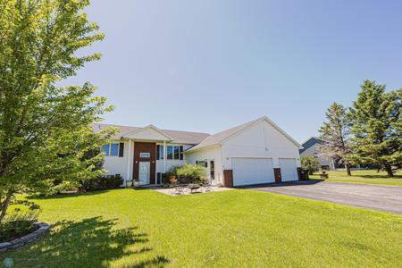 17123 Lakeview Lane