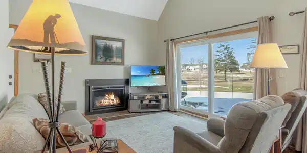 8558 Tennis Terrace