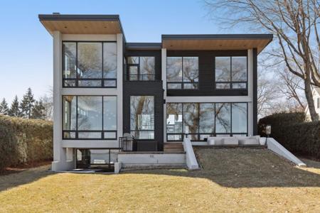 2100 Shadywood