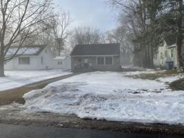 5253 Grand