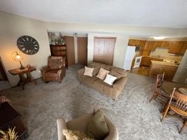 808 Lake Chapeau