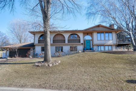 9240 Chesshire N