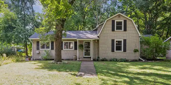 4877 Nottingham Place