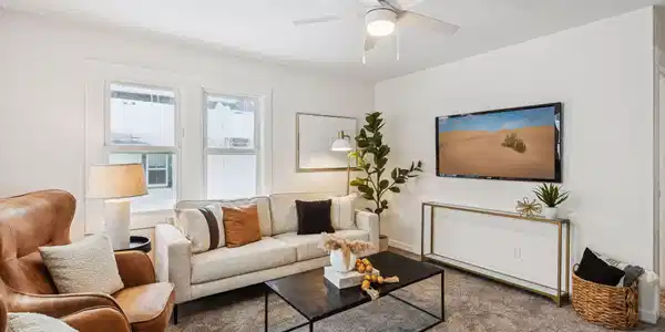 2209 Chateau Lane