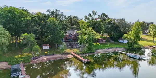 17365 Sunset Trail