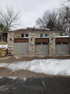 1680 Lexington S