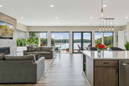 4869 Linden Cove Lane