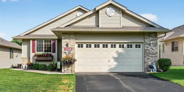 13156 Europa Trail N