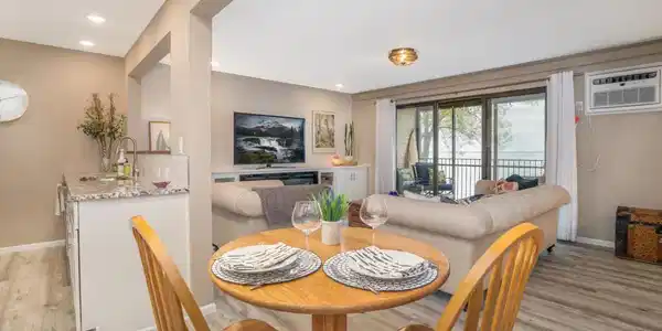 151 N Lake Ave Unit 201a