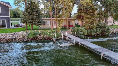 5762 165th Street NE