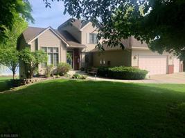 434 Lester Pointe