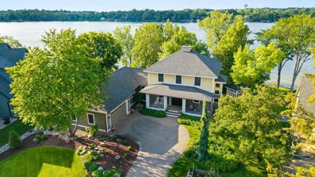 5488 Fairlawn Shores Trail SE