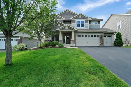8818 Bellevue