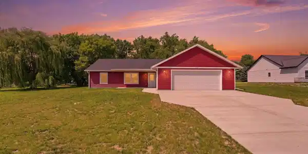 226 Greenview Lane