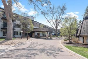 183 Little Canada E