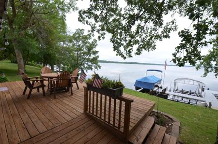 38538 Walker Lake Drive