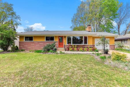 4715 Sharon Lane