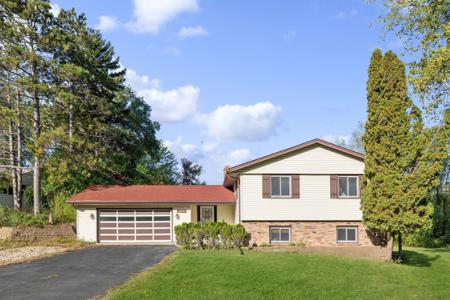 2841 Sibley Hills