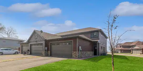 415 Bennett