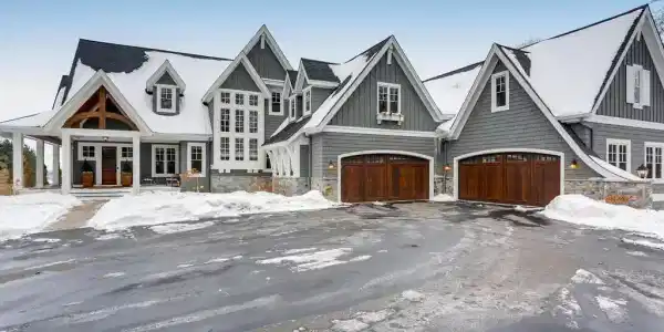 4565 Bayside Road