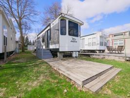 2600 Big Horn Bay NW