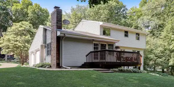 27800 Woodside