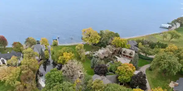 3135 North Shore Drive