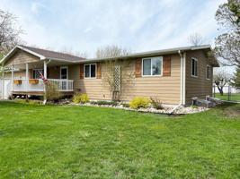 196 Hillcrest