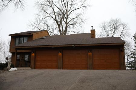 1211 Crystal Lake E