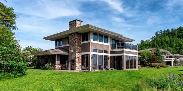 1814 Silver Cliff Road