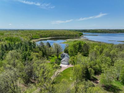 2370 Lakeside Circle