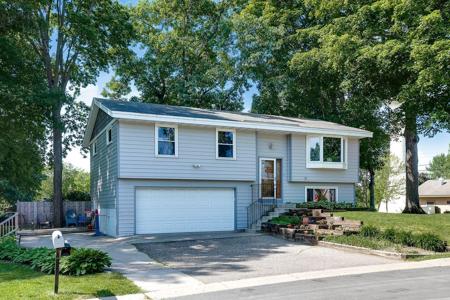 5079 Woodridge Road