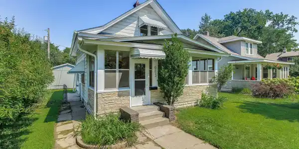 963 Orchard Avenue