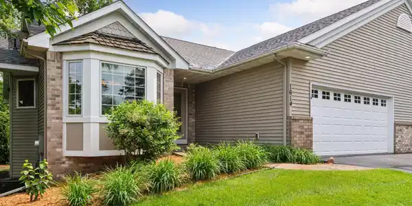 1614 Maple Manors Court