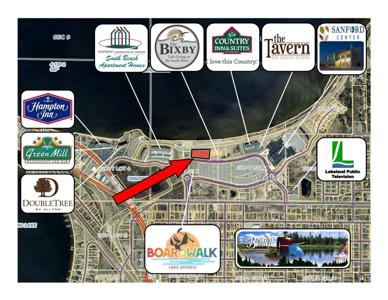 L1B3 Lake Shore Drive NE