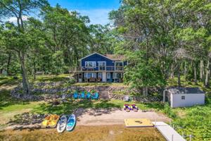 18570 Hartley Lake