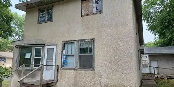 5112 Woodland