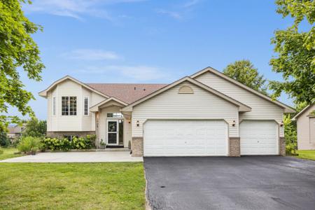 2408 Greenbriar Lane
