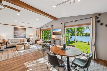 49935 Acacia Trail