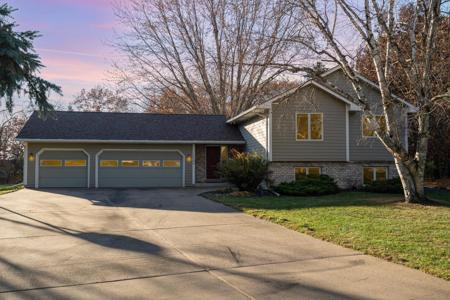 12288 Europa Avenue N