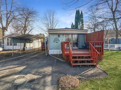 Lot 33 Hamilton St N