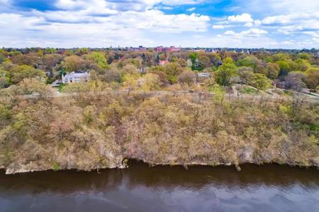 98 Mississippi River Blvd N - Lot