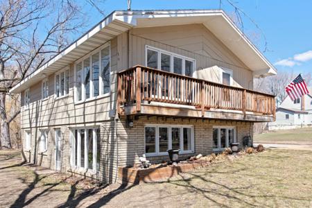 6416 Shore