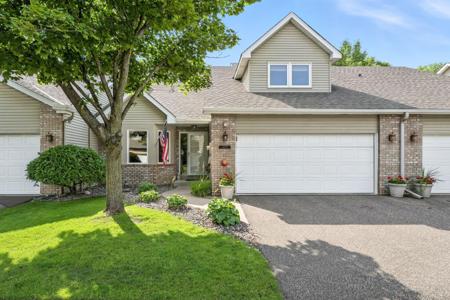 1072 Trenton Circle N