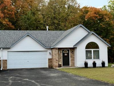 324 Shorewood Circle